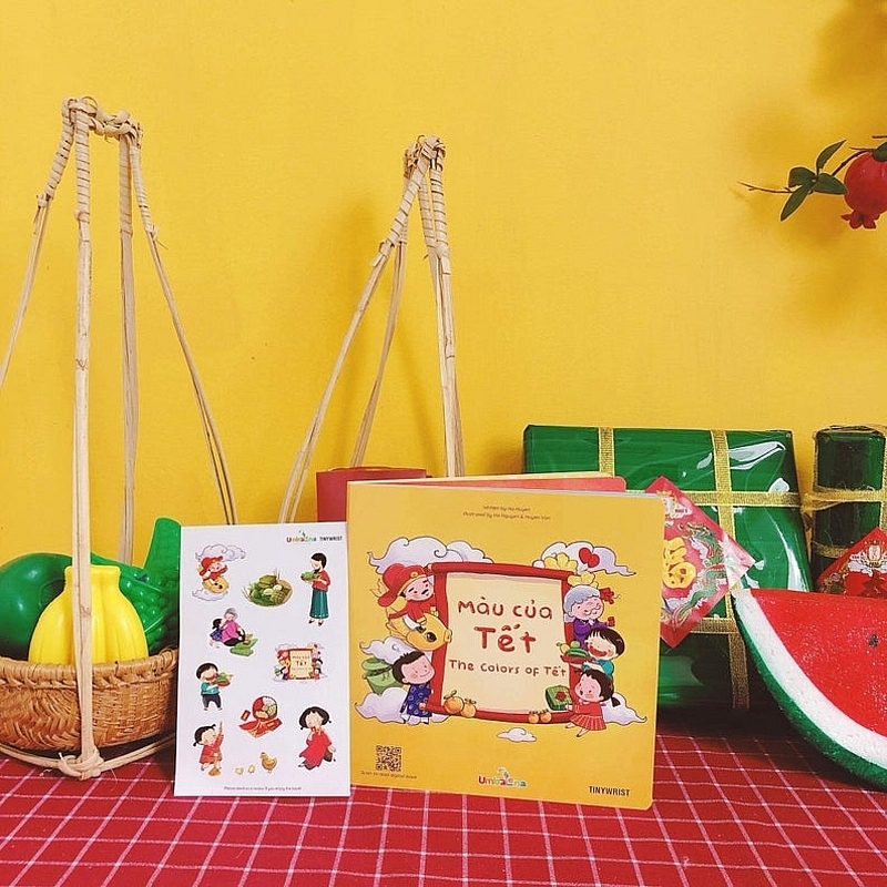 Vietnamese parents in US publish bilingual books to promote traditional culture